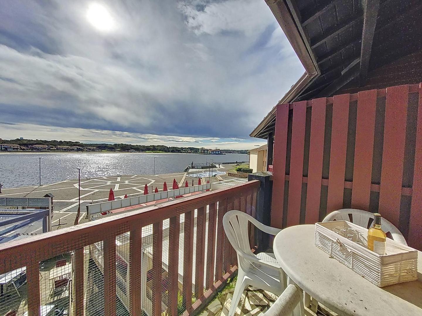 V-Landes 02-Vieux Boucau Appartement 4 Personnes Avec Vue Sur Le Lac Marin Dans Residence Avec Piscine ヴュー・ブコー・レ・バン エクステリア 写真